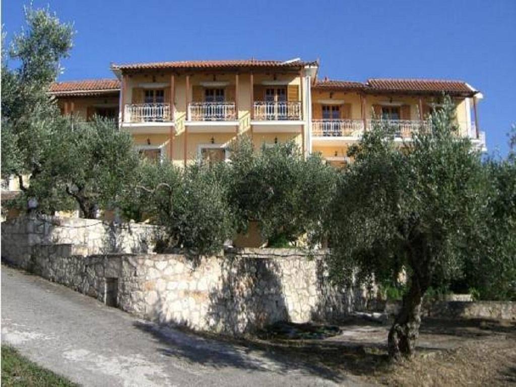 Sofos Apartments Τσιλιβί Δωμάτιο φωτογραφία