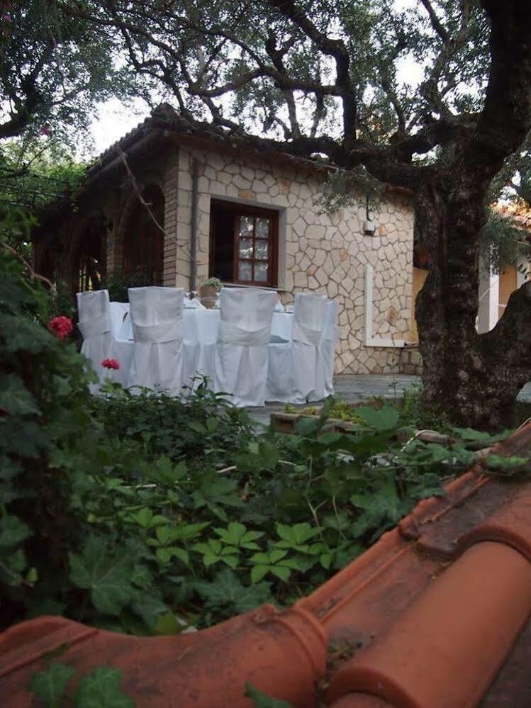 Sofos Apartments Τσιλιβί Εξωτερικό φωτογραφία